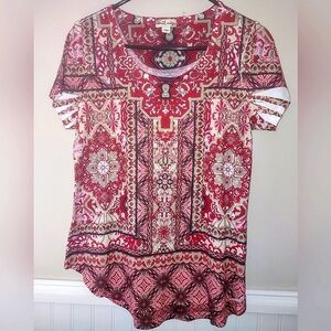 Embellished Short Sleeve Asymmetrical Top